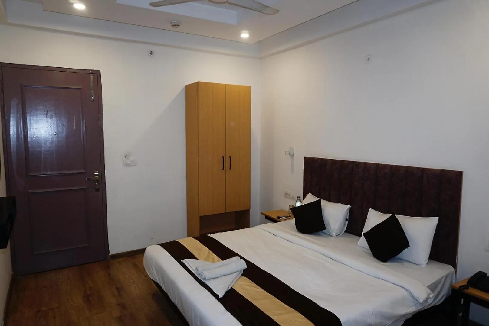 Hotell Tipsyy Inn 018 Gurgaon
